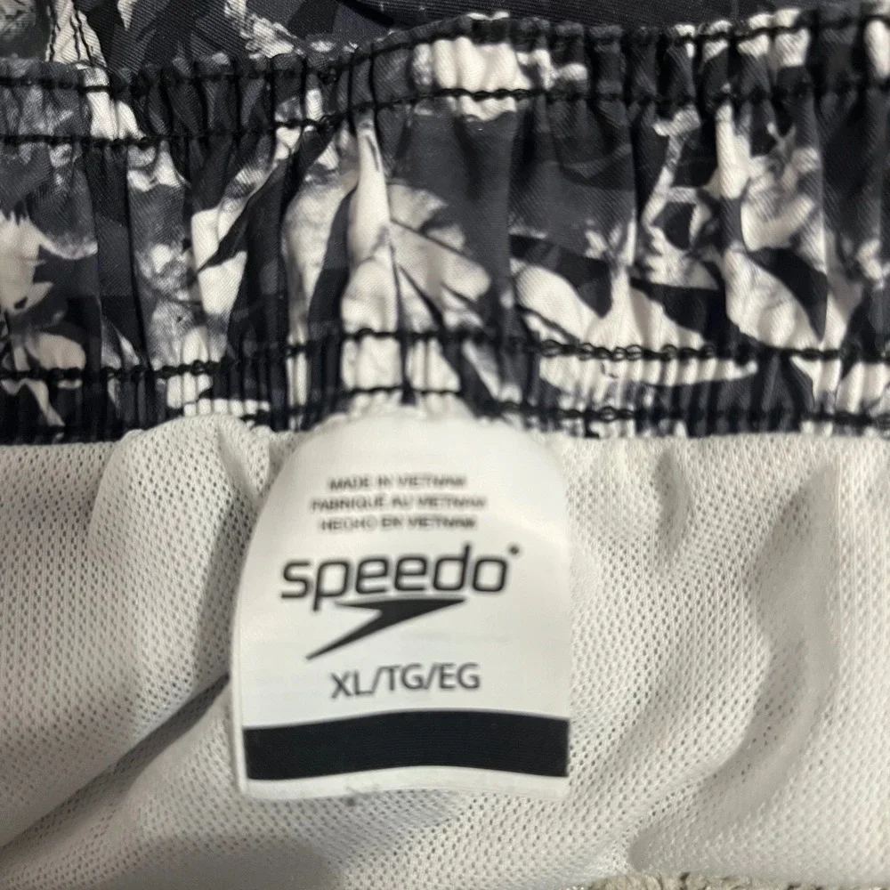 Speedo Swim Trunks Floral Print Drawstring Closure‎ XL